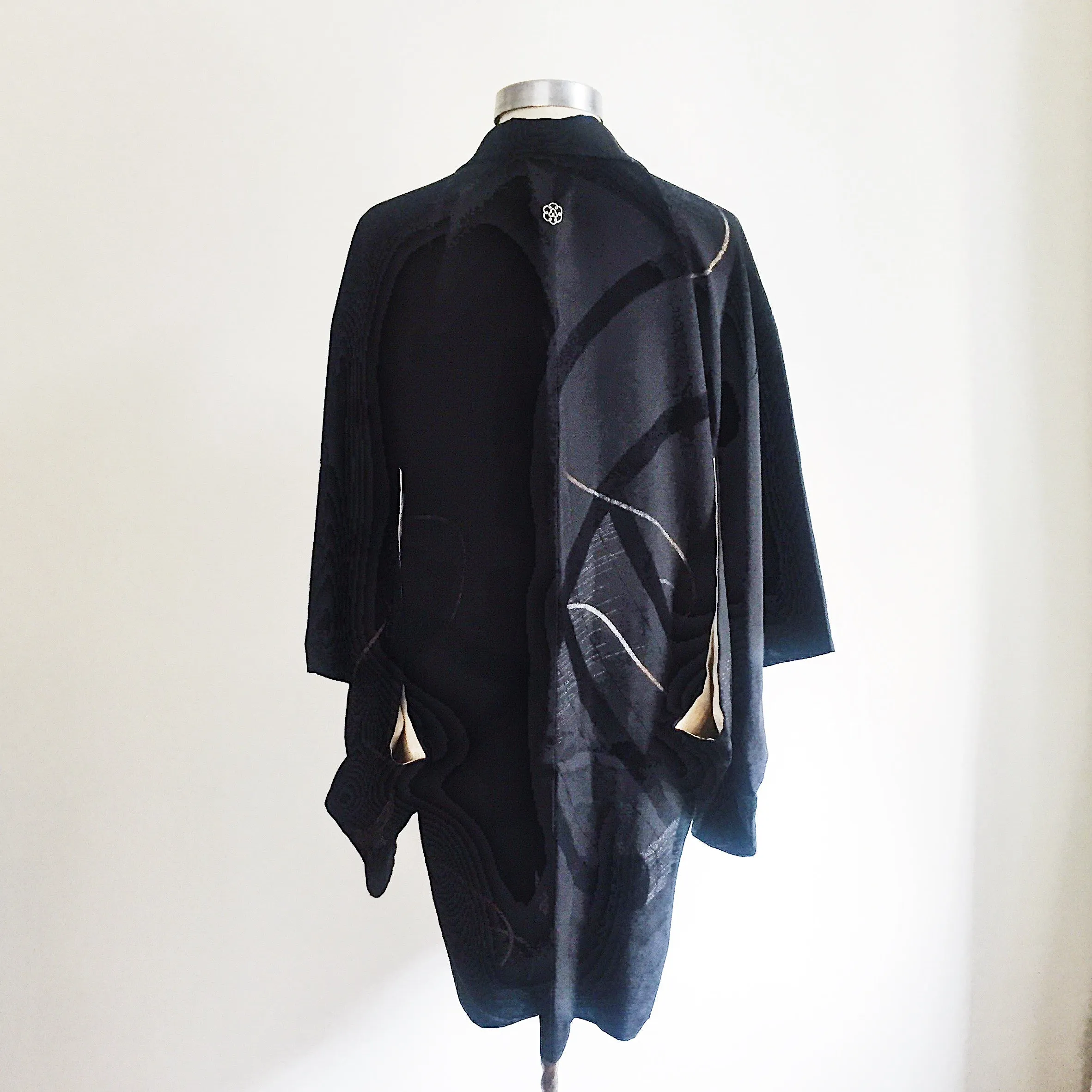 Antique Kimono Haori Jacket - Metallics & Cut Velvet Scrolls/ Midnight Black