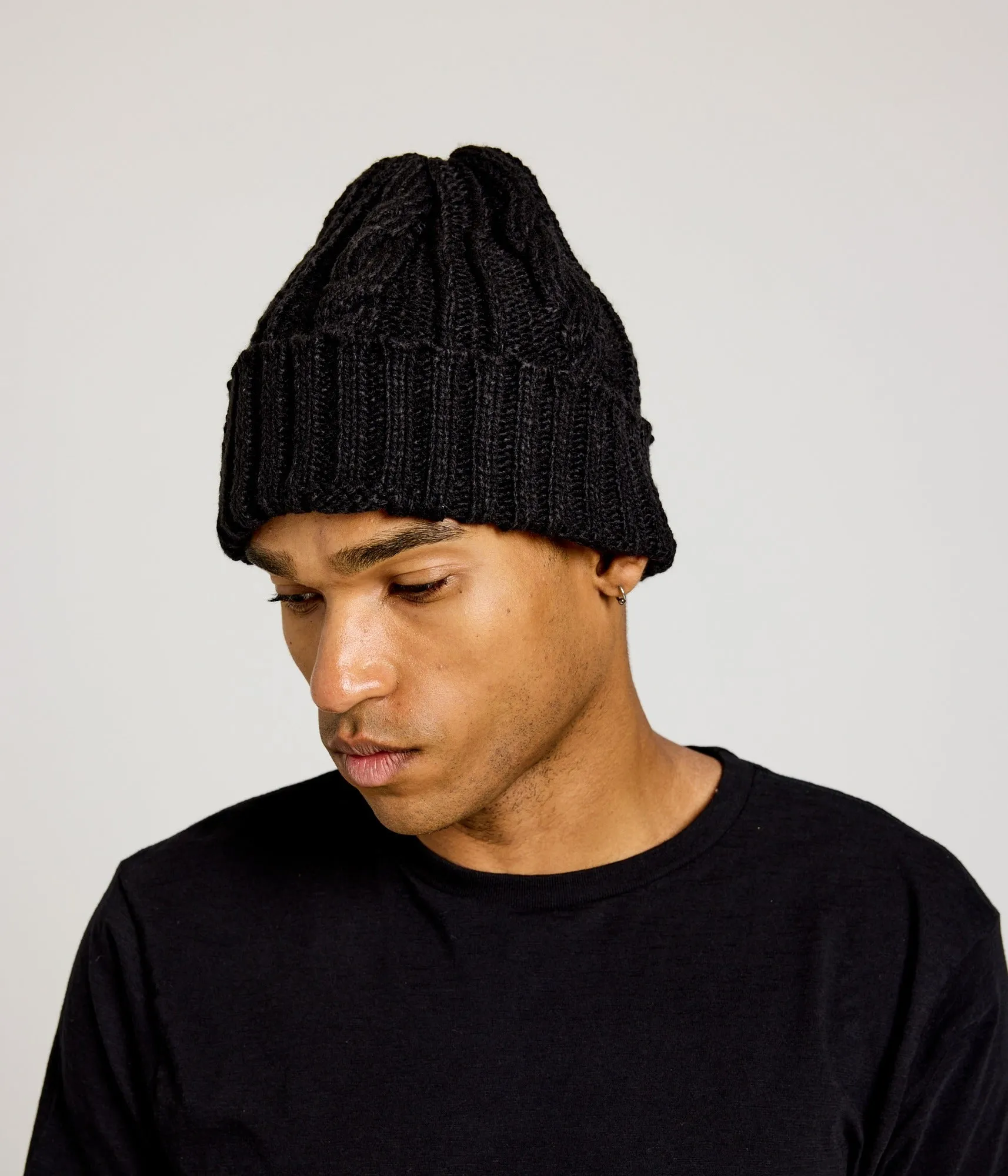 Cable Knit Beanie - Black