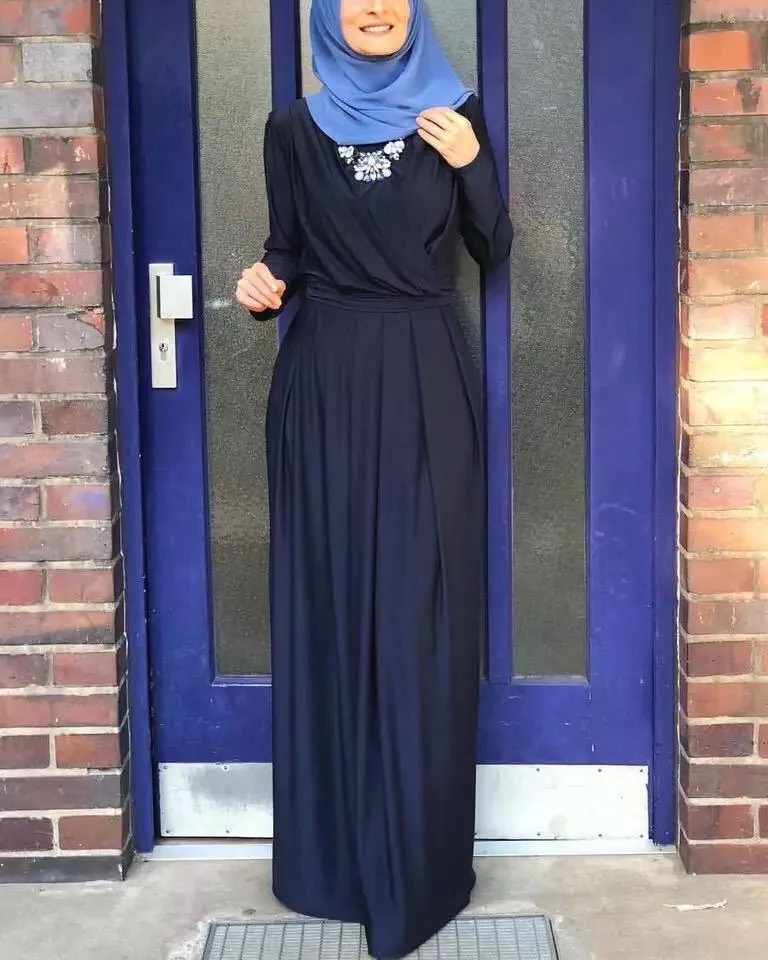 European And American New Style Abaya Dress V-neck Folds And Mopping Floor Skirt