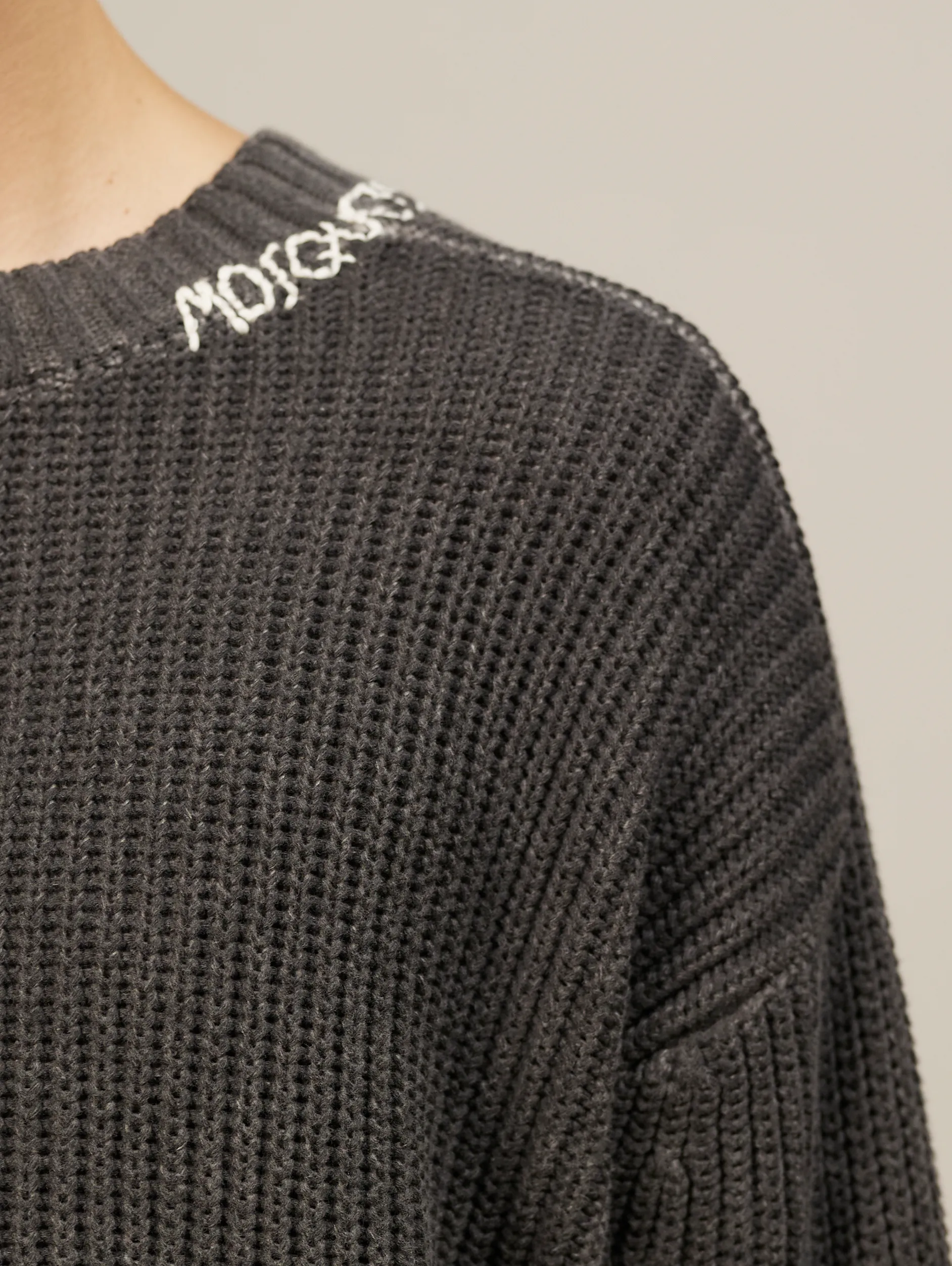 GREY VINTAGE WASHED KNIT SWEATER "MOSQUETS