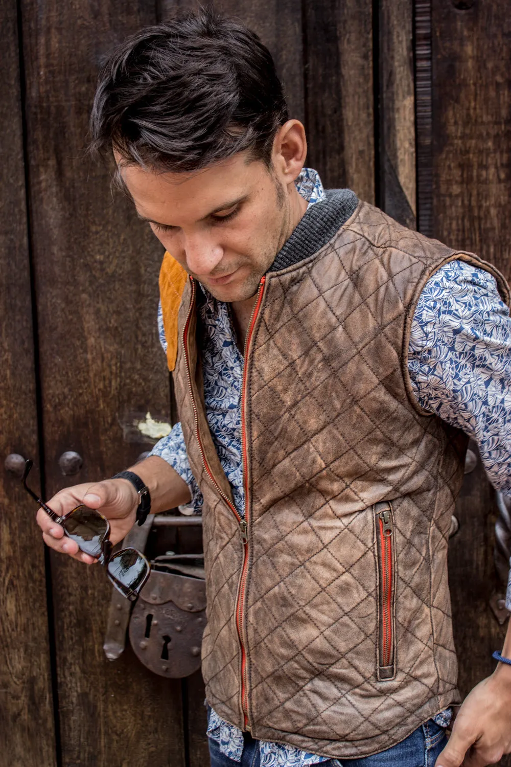 HUNTER Leather Vest in Vintage Brown