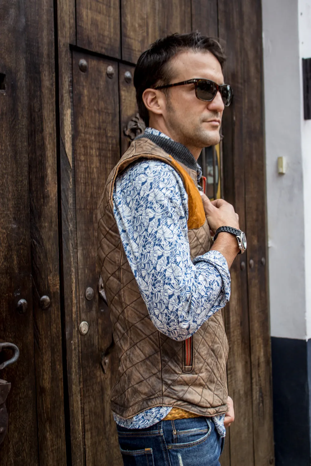 HUNTER Leather Vest in Vintage Brown