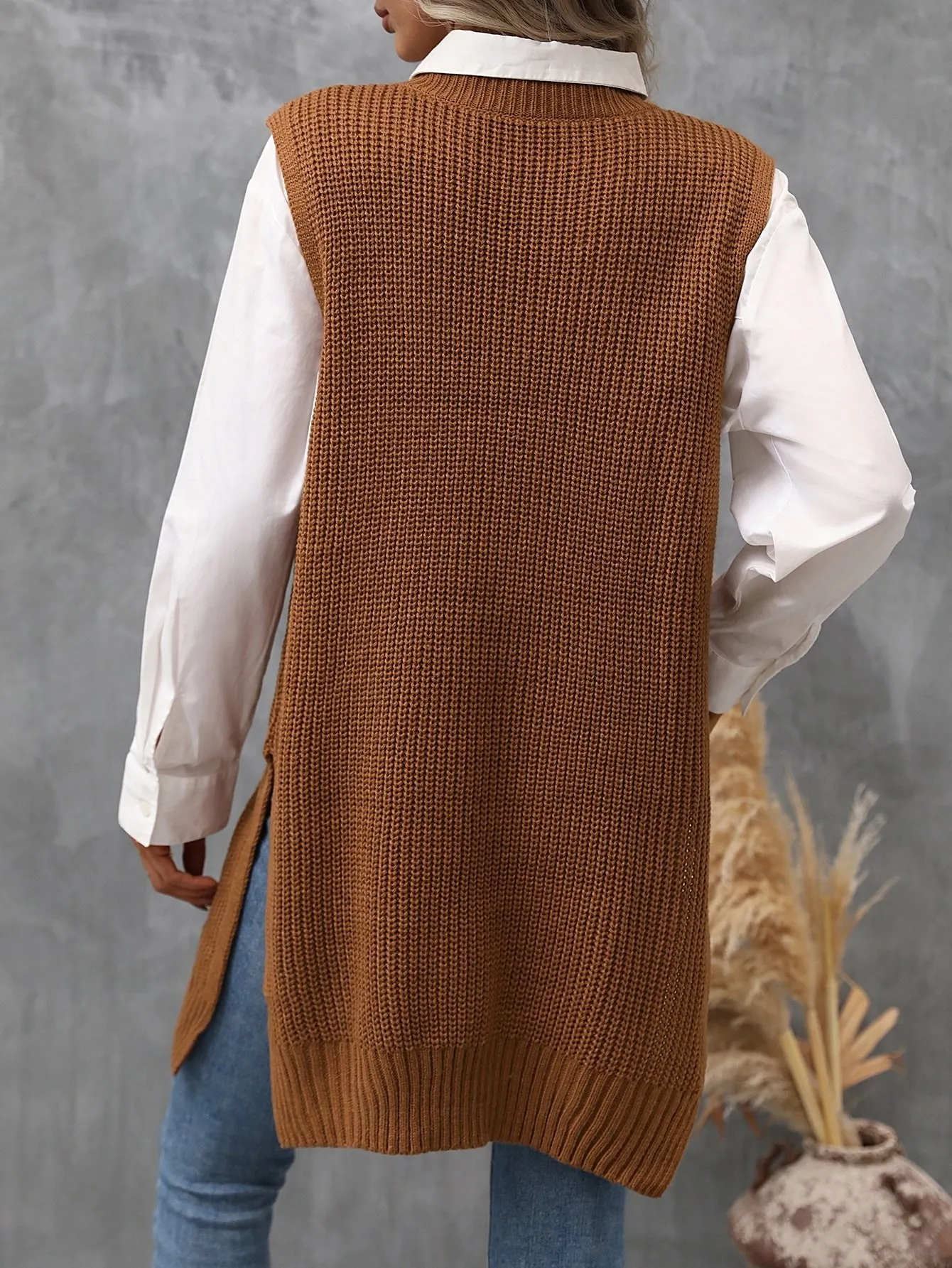 LUNE Women's Side Split Knitted Sweater Vest