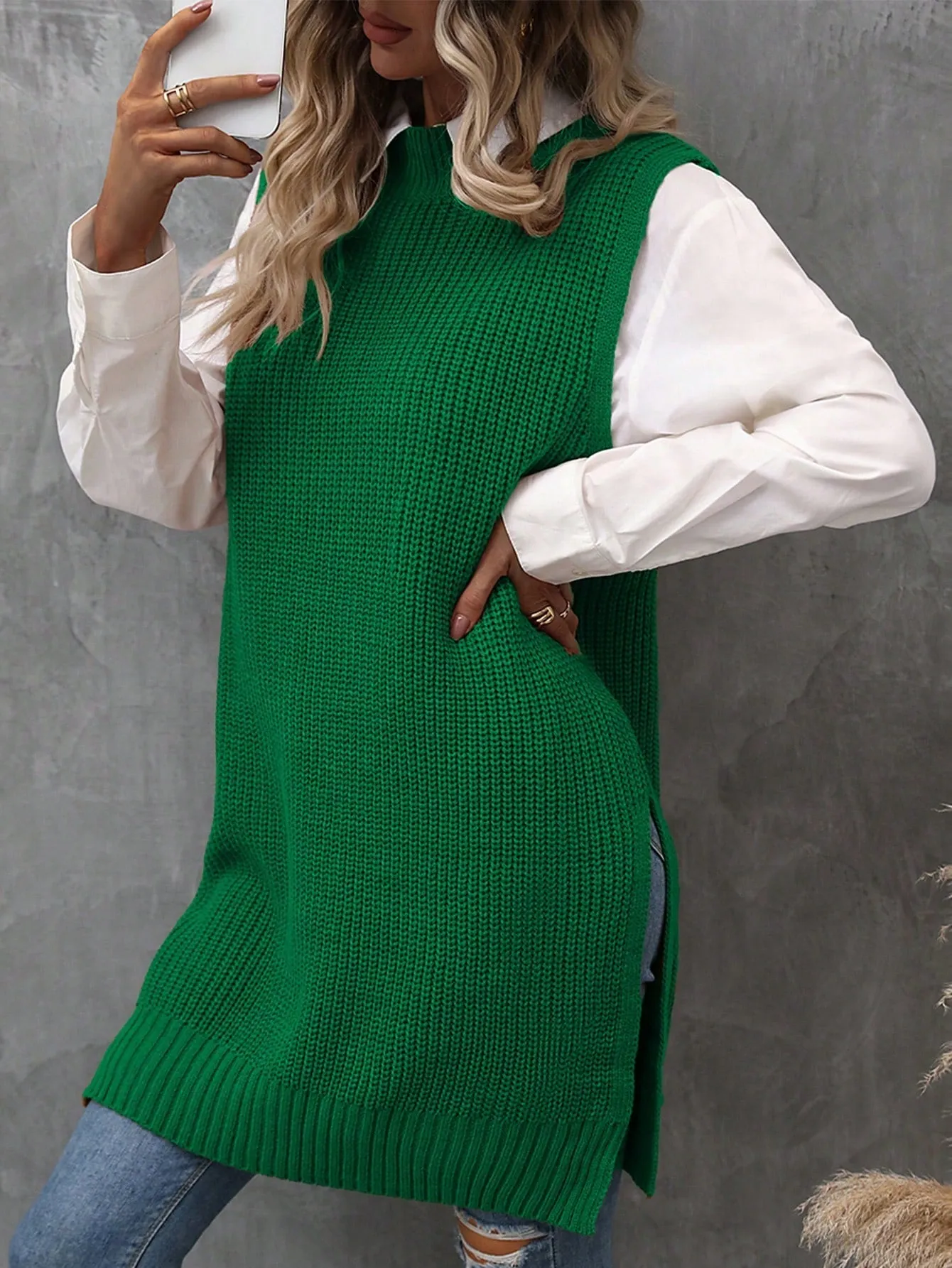 LUNE Women's Side Split Knitted Sweater Vest