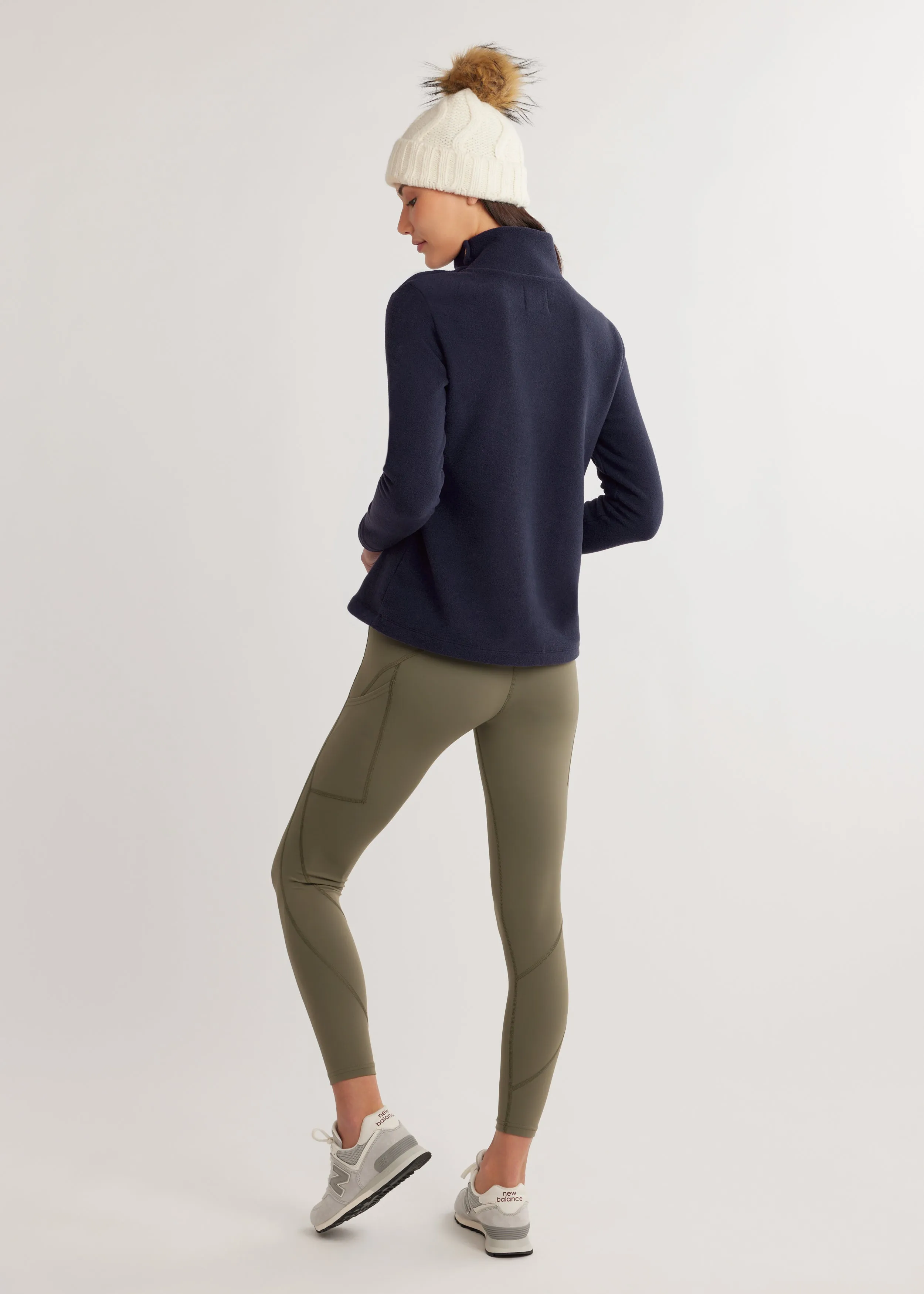 Meadow Greenpoint Turtleneck in Vello Fleece (Navy)