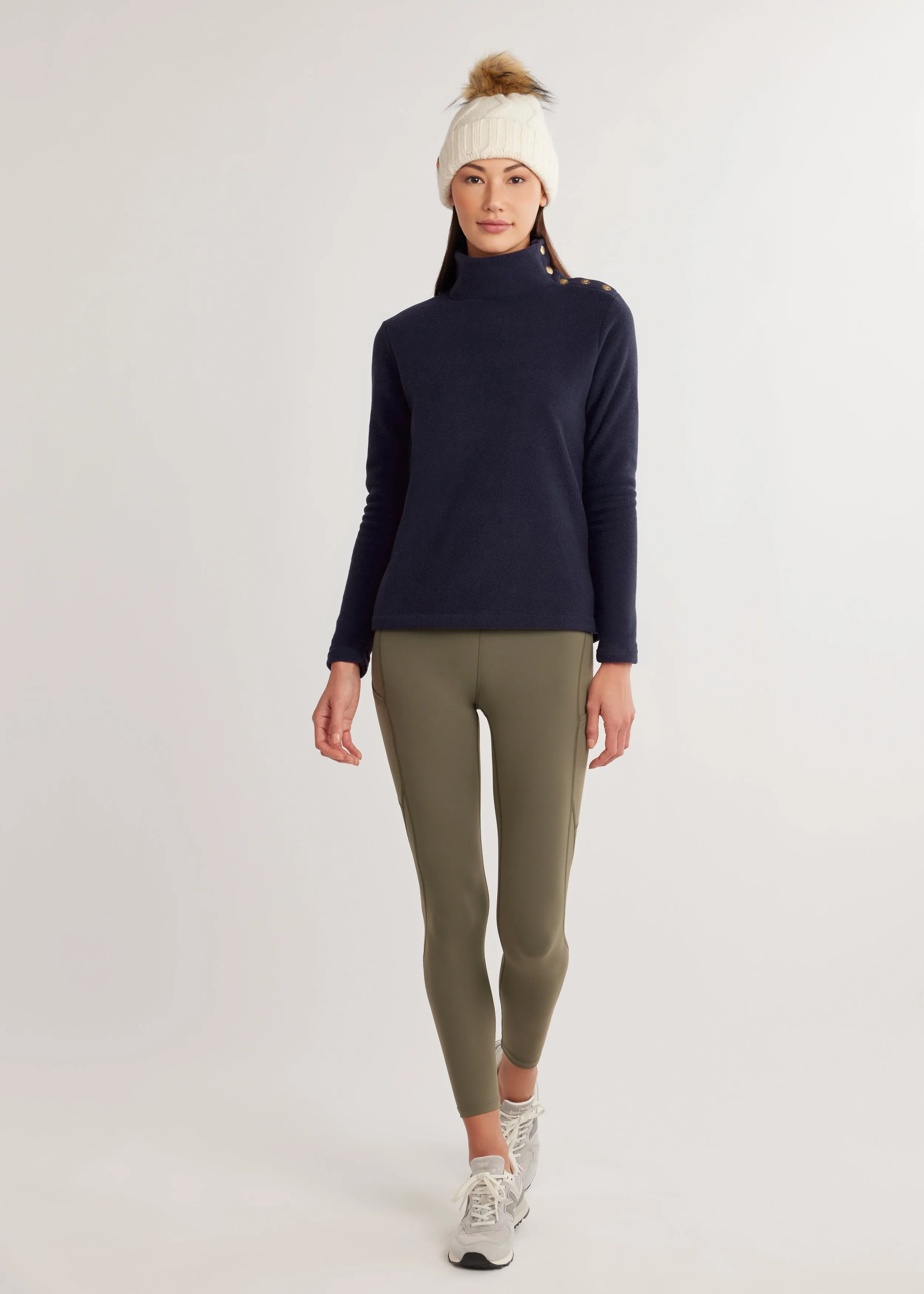 Meadow Greenpoint Turtleneck in Vello Fleece (Navy)