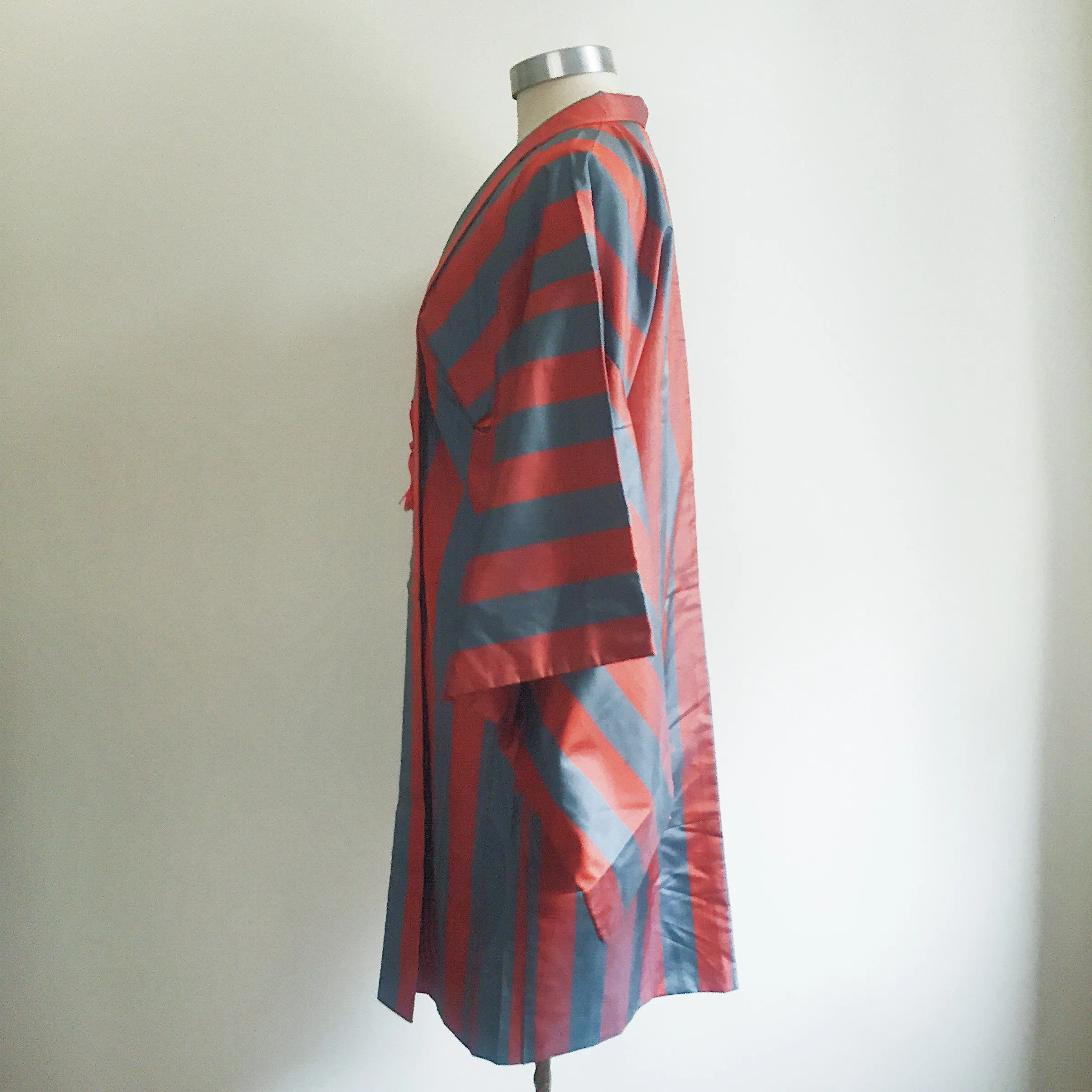 Vintage Kimono Haori Jacket - Orange / Blue Retro Stripe